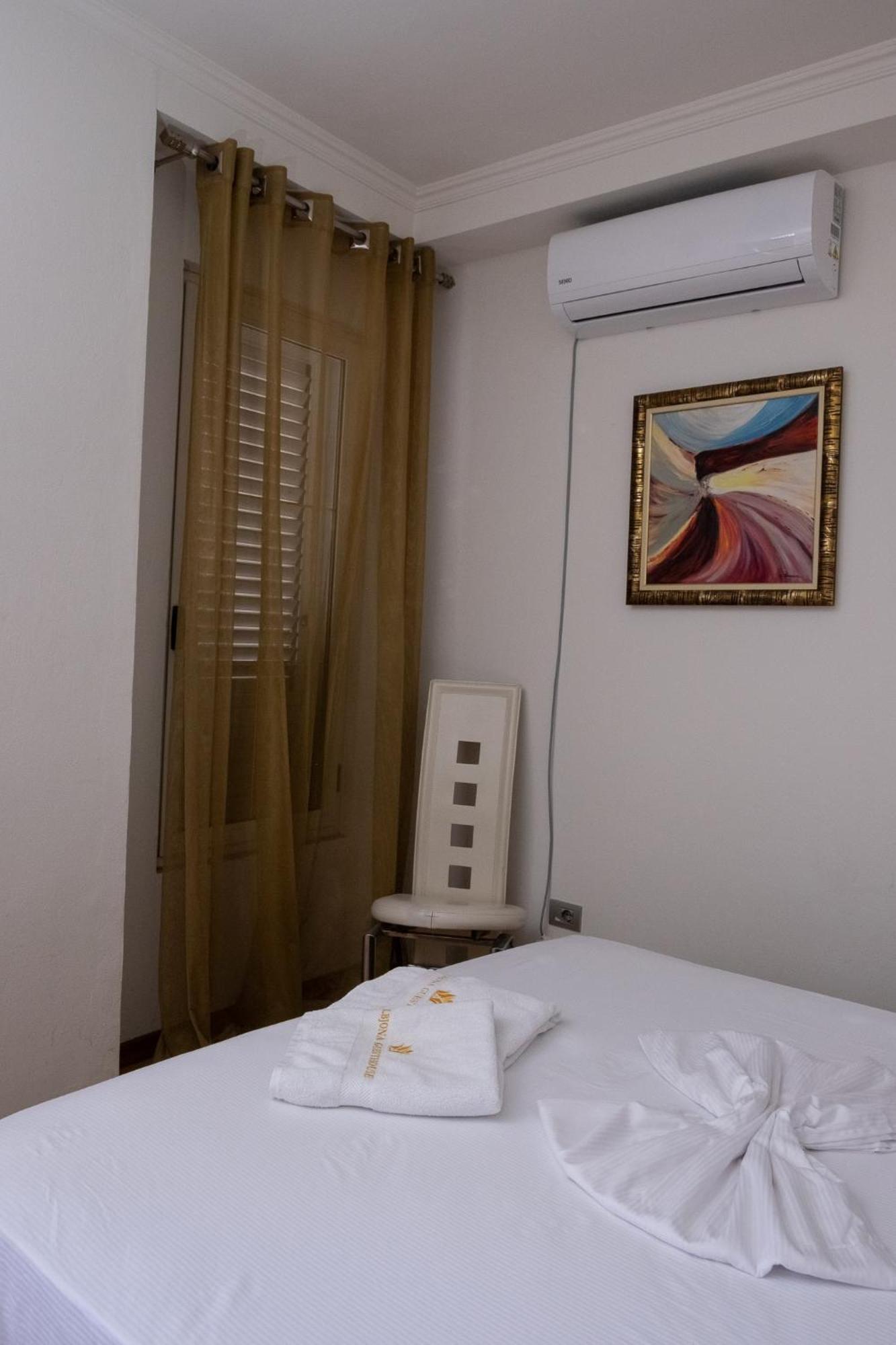 Albjona Guesthouse Tirana Exterior photo