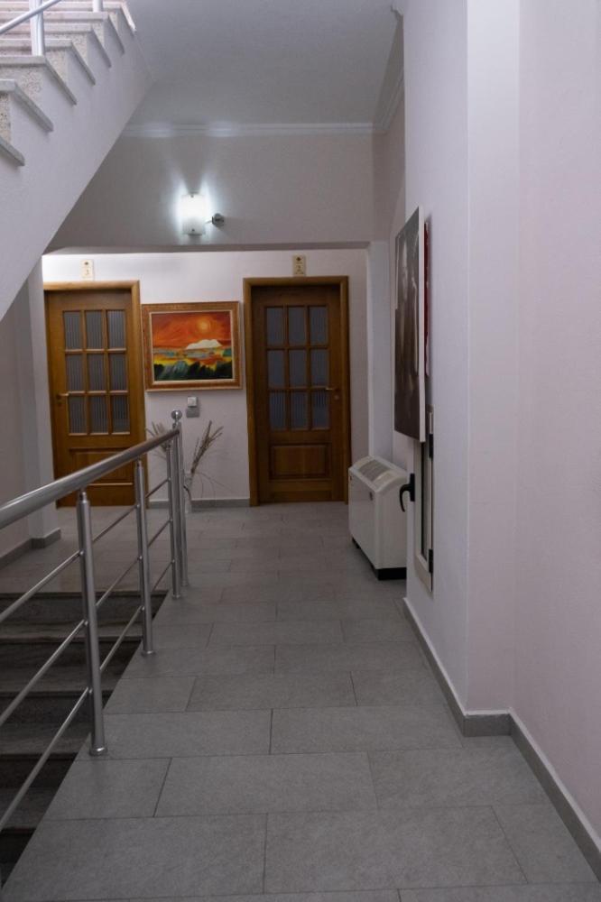 Albjona Guesthouse Tirana Exterior photo